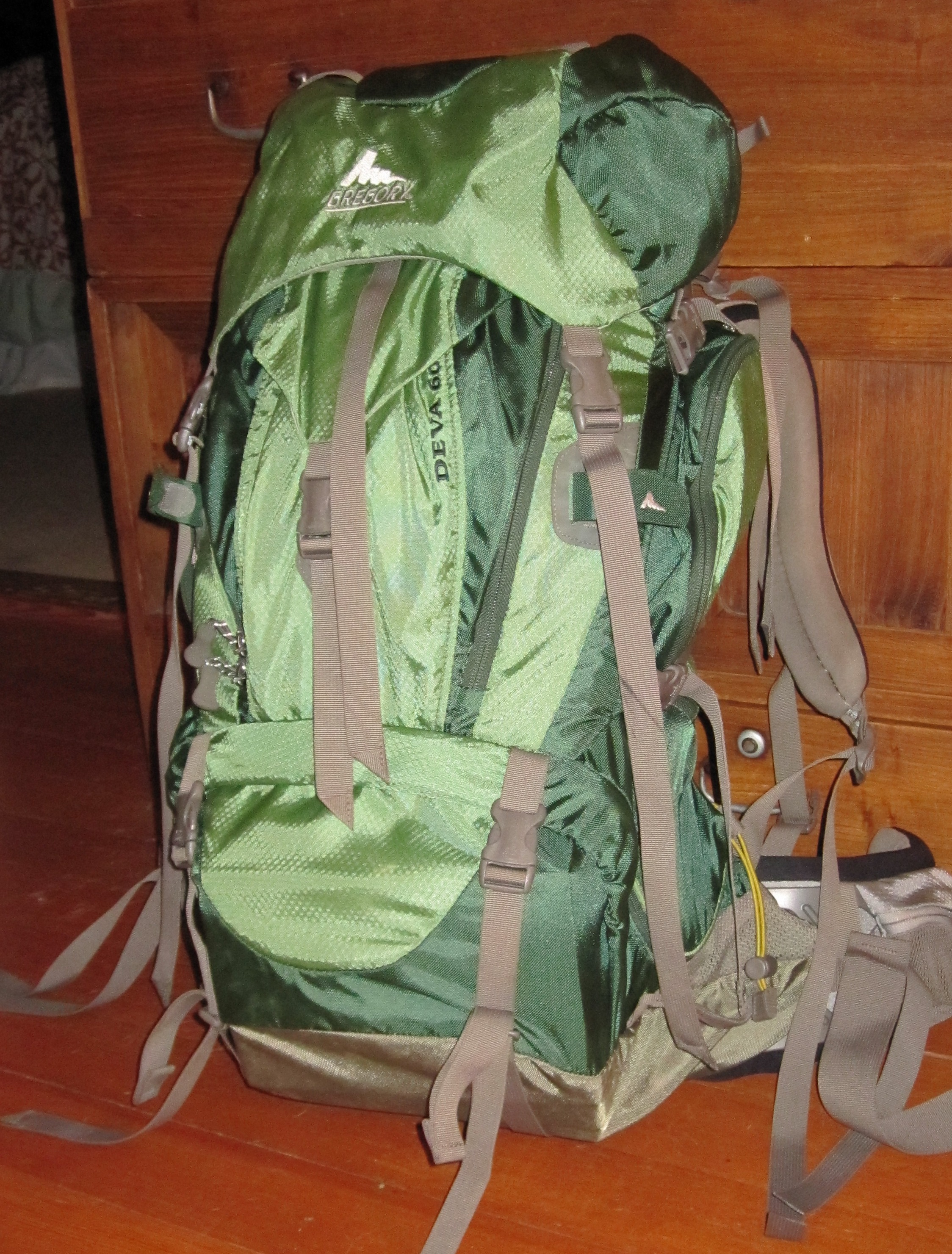 gregory deva 60 backpack